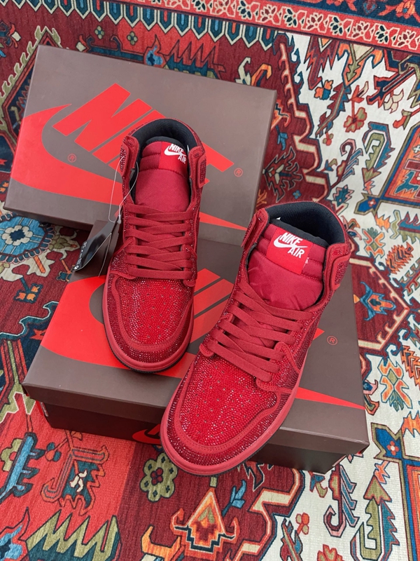 ナイキ靴側面デザイン